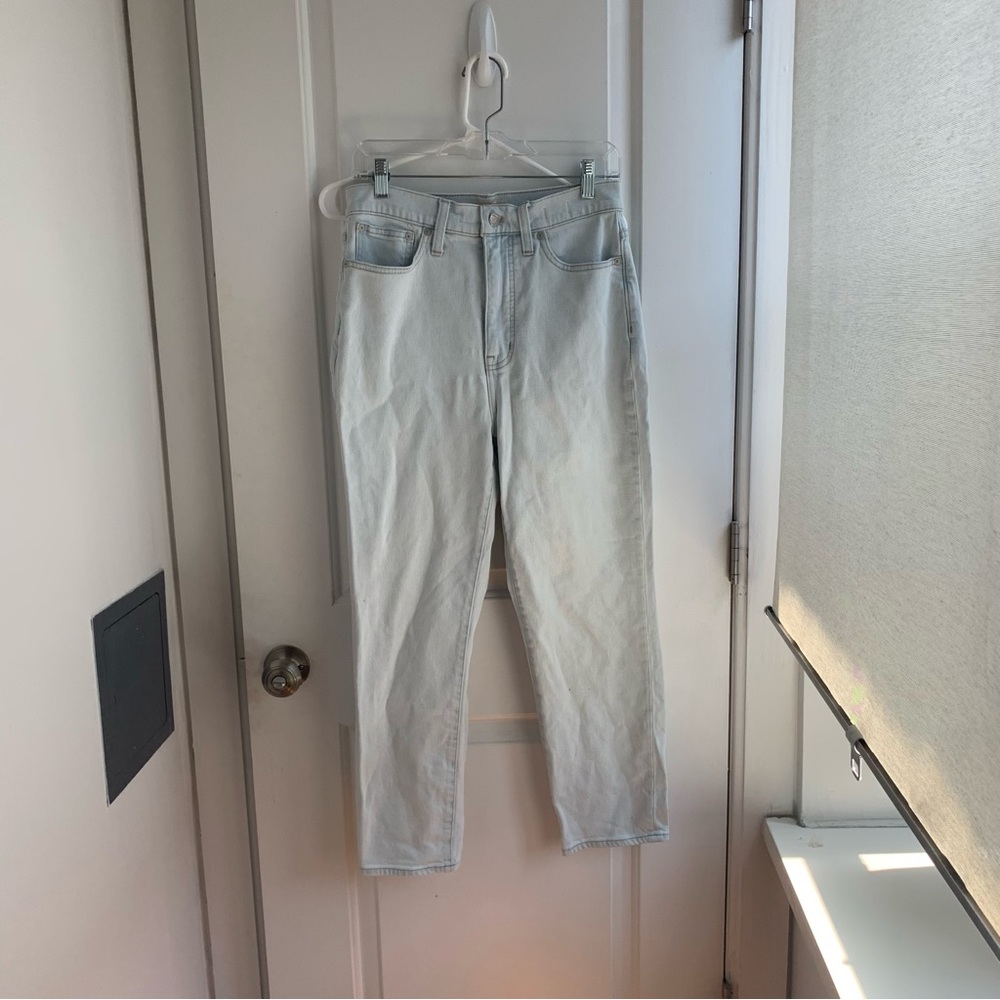 Madewell Momjean Lightwash Size 28